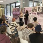 Ausstellung „Lebensgeschichten“ an unserer Schule